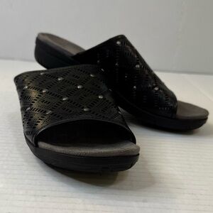BareTraps Jaylyn Slide Sandal in Black Studs Comfort Shoe